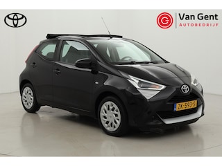 Toyota Aygo 1.0 VVT-i x-play | Elektrisch vouwdak | Apple Carplay / Android Auto | Airco | Camera