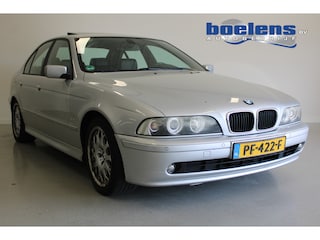 BMW 520i Lifestyle Edition | APK: 06-2026 | AIRCO | STOEL-VERW | CRUISE | PDC-V/A | TREKHAAK | 17'LMV |