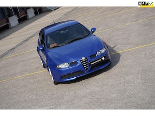 Alfa Romeo 147 3.2 V6 GTA
