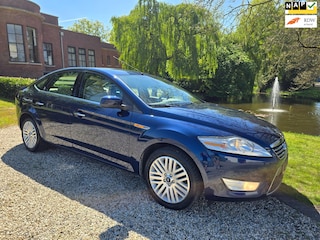 Ford Mondeo 2.3-16V Ghia