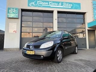 Renault Scénic 1.6-16V Tech Line