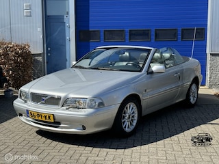 Volvo C70 Convertible 2.4 T Luxury Nette auto!