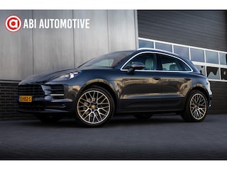 Porsche Macan 2.0 245 pk Sport-Chrono / 1e-Eigenaar/ Facelift-Model/ Lucht-Vering/ Pano-Dak/ Bose-Sound/ Stoel.Verw/ Stoel-Koeling/ Camera/ 21'' LMV