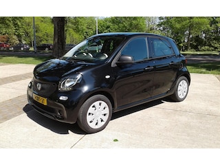 Smart Forfour 1.0 71pk S&amp;S Essential Edition