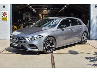 Mercedes-Benz A-klasse 180 Business Solution AMG *LED | Sfeerverlichting | Alcantara | Camera | Stoelverwarming*