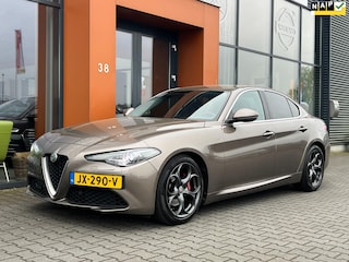 Alfa Romeo Giulia 2.2 Super|6BAK|Navi|Leer|PDC|Xenon|Keyless