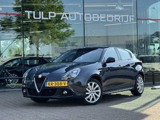 Alfa Romeo Giulietta 1.4 Turbo MultiAir Super Automaat 2016