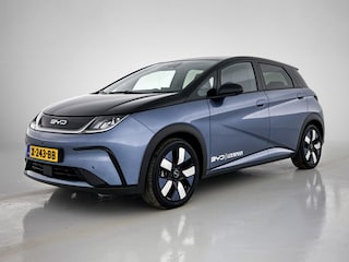 BYD Dolphin Design 60 kWh | 427 KM WLTP | Panoramadak | V2L | 17" LMV |