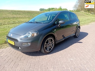 Fiat Punto Evo 1.3 M-Jet Lounge climate cruise control rijdt 1 op 33 km 212.497 NAP 1e eigenaar