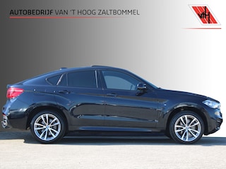 BMW X6 xDrive35i High Executive SCHUIFDAK H&K HEAD-UP TREKHAAK NL AUTO