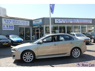 Mitsubishi Lancer Sports Sedan 1.8 Intense