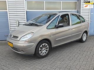 Citroën Xsara Picasso 1.8i-16V Exclusive INRUILKOOPJE
