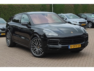 Porsche Cayenne 3.0 / Trekhaak / Panoramadak / Camera / Luchtvering / 22'' / Bose / Stoelventilatie / Sportchrono / Stoelverwarming / DAB / ACC