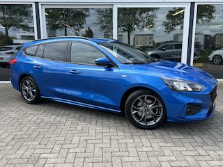 Ford Focus Wagon 1.5 EcoBlue ST Line Business 50% deal 6.475,- ACTIE Camera / Cruise / Telefoon / Navi / Automatisch inparkeren