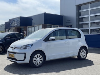 Volkswagen Up 1.0 | achteruitrijcamera | LED | airco