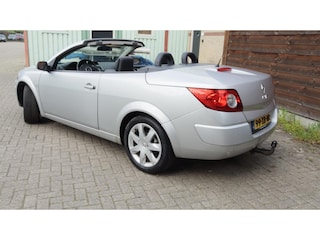 Renault Mégane Coupé-Cabriolet 2.0-16V Tech Line
