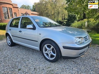 Volkswagen Golf 1.4-16V Trendline 5-deurs *apk:09-2025*