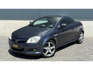 Opel Tigra TwinTop 1.8-16V Rhythm Zeer netjes | Airco