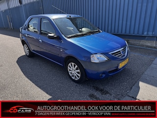 Dacia Logan 1.4 Lauréate Airco, Mistlamp, Radio Bij de verkoop van gebruikte voertuigen door CD-Cars wordt geen standaard garantie verstrekt. De koper aanvaardt het voertuig in de staat waarin het zich bevindt op het moment van aankoop, Vo