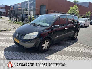 Renault Scénic 2.0-16V Expression Luxe 7 Persoons | APK TOT 16-12-2025 | Inruilkoopje | Airco | Cruise control | Trekhaak