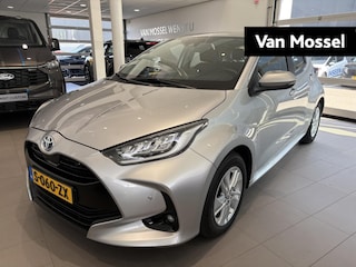 Toyota Yaris 1.5 Hybrid Business Plus