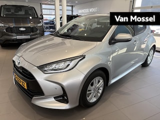 Toyota Yaris 1.5 Hybrid Business Plus