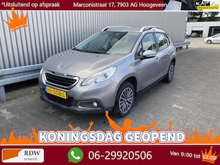 Peugeot 2008 1.2 PureTech Active AUTOMAAT, Clima, Navi, CC, Trekh, nw. APK – Inruil Mogelijk –