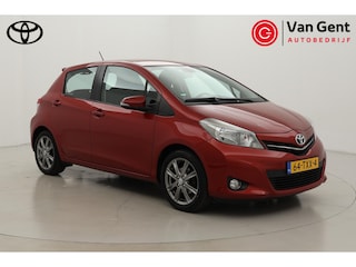 Toyota Yaris 1.3 VVT-i Dynamic | Origineel NL | Trekhaak | Keyless | Navigatie | 16 inch | Clima| Cruise | Camera