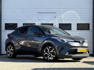 Toyota C-HR 1.8 Hybrid Bi-Tone | Navigatie | Camera | Stoelverwarming