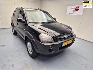 Hyundai Tucson 2.0i Style World Cup edition Leer Airco Ecc Cruise Alu Pdc Trekhaak
