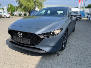 Mazda 3 2.0 e-SkyActiv-G M Hybrid 122 Luxury (BOVAG/RIJKLAARPRIJS)