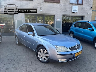 Ford Mondeo 1.8-16V First Ed.Clima Nieuwe apk Nap