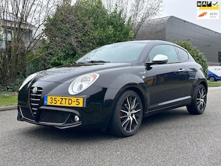 Alfa Romeo Mito 0.9 TwinAir Distinctive Navigatie*Leder*NAP*Cruise*Clima*Dealer onderhouden*LM velgen*Parkeersensoren*