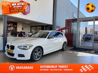 BMW M135i xDrive High Executive,Performance,6 Cilinder,Schuifkanteldak,Leder&Stoelverwarming,Harman Kardon,Navigatie,Achteruitrijcamera,Climate&Cruisecontrol,Spraakbediening,Keyless,18 Inch Lmv