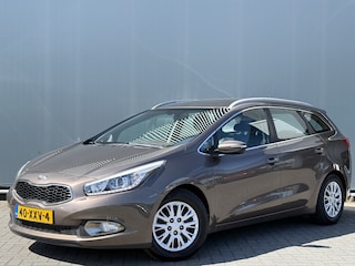 Kia Ceed cee'd BJR 2012 Sportswagon 1.6 GDI 135 PK Plus Pack AIRCO / NAVI / METALLIC LAKL / TREKHAAK / CAMERA ACHTER / CENTR.VERGR.