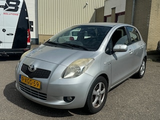 Toyota Yaris 1.4 D-4D Sol | Elek-Pakket | Airco | LMV
