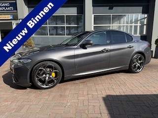 Alfa Romeo Giulia 2.0T Super | Leder | Memory | Stoelverwarming |  06-2018 133.881 KM