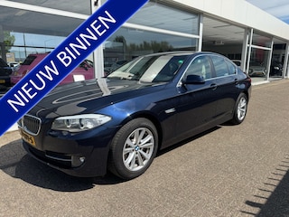 BMW 523i High Executive | 3e eigenaar | Automaat | Leder crème bekleding | Airco | Cruise control | Navigatie | APK tot 10-03-2026 | NAP |