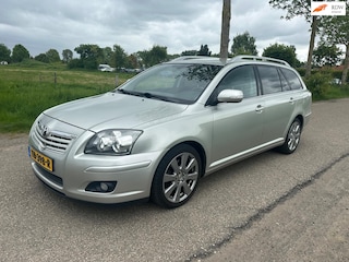 Toyota Avensis Wagon 2.0 VVTi Executive Business