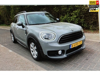 Mini Countryman 1.5 One NAVIGATIE / AIRCO (ECC) / PDC / LAGE KM!