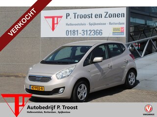 Kia Venga 1.4 CVVT Seven Airco/Cruise control/Navigatie/Achteruitrijcamera/Trekhaak/Multifunctioneel stuurwiel/Spraakbediening/Bluetooth/Elektrische ramen/Elektrisch verstelbare spiegels.