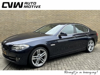 BMW 528i High Executive Automaat | Lederen bekleding | Bi-Xenon | Navigatie | Elektrische stoelen met memory | 20 inch lichtmetalen velgen | Elektrische trekhaak | PDC voor+achter | Keurig onderhouden!