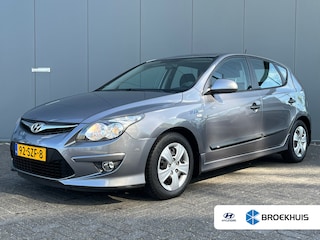 Hyundai i30 1.4i 108pk i-Drive Cool Airco | Boordcomputer | Elektrische buitenspiegels | Elektrische ramen | 1e eigenaar! | Metaallak | Mistlampen voor | Centrale vergrendeling met afstandsbediening