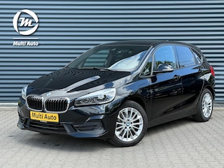 BMW 2-serie Tourer 225xe iPerformance Sport Sport Plug in Hybrid | PHEV | Adaptive Cruise | Head-up Display | Carplay | LED | Stoelverwarming | Camera |