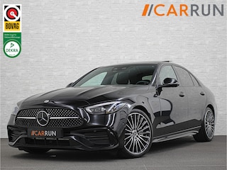 Mercedes-Benz C-klasse 300 4MATIC AMG-Line | 360 Camera | Panorama | ACC | 19'' | Digital-LED | Night-Pakket | Memory | Trekhaak | Sfeerverlichting | Rij-Assistent Plus | Parfumering | Autom. Parkeren | Carplay | Draadloos Laden |