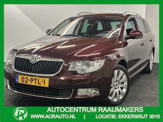 Skoda Superb Combi 1.8 TSI Elegance Business Line LEDER STOELVERWARMING CRUISE CONTROL CLIMATE CONTROL BLUETOOTH TELEFOON ACHTERUITRIJCAMERA ZEER MOOI !!