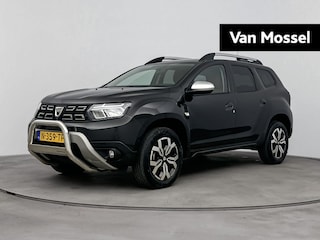 Dacia Duster 1.0 TCe Bi-Fuel Prestige 100PK | Navigatie | Leder | Achteruitrijcamera | Stoelverwarming | Climate Control | Bullbar | 17'' Inch Lichtmetalen Velgen | Privacy Glass