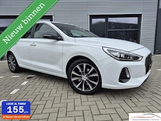 Hyundai i30 1.4 T-GDI 17" CAMERA NAVI XENON PDC
