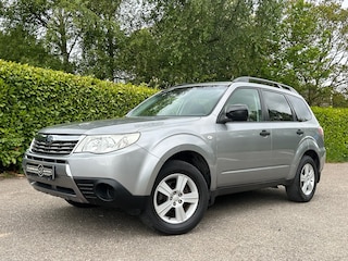 Subaru Forester 2.0 AWD Automaat | Versnellingsbak slipt! | Meeneemprijs! | 2e Eigenaar | Trekhaak | Cliima | PDC | Cruise |