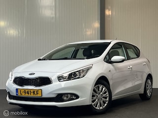 Kia Ceed cee'd 1.4 CVVT [ volledige historie airco Bluetooth ]
